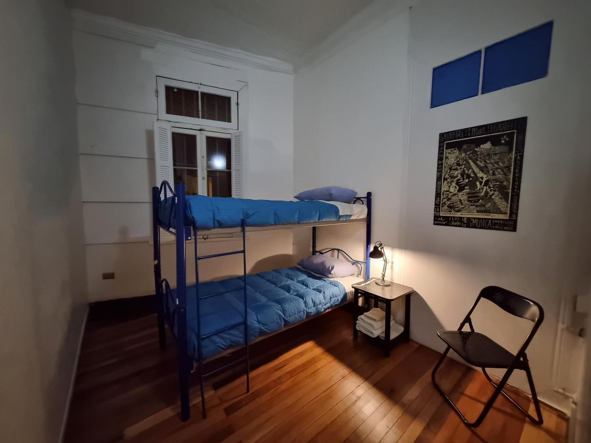 Escarabajo Hostel (Adults Only) บัลปาราอีโซ ภายนอก รูปภาพ